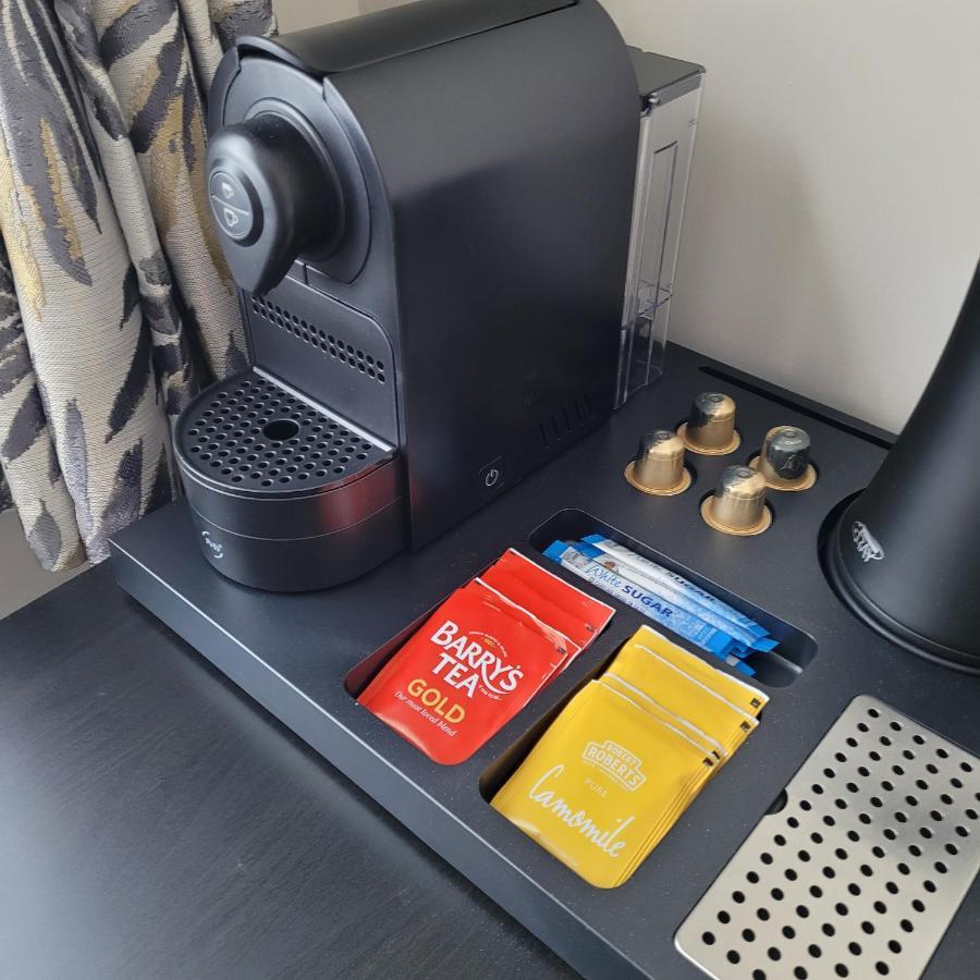 Dun Maeve Guesthouse ウェストポート エクステリア 写真
